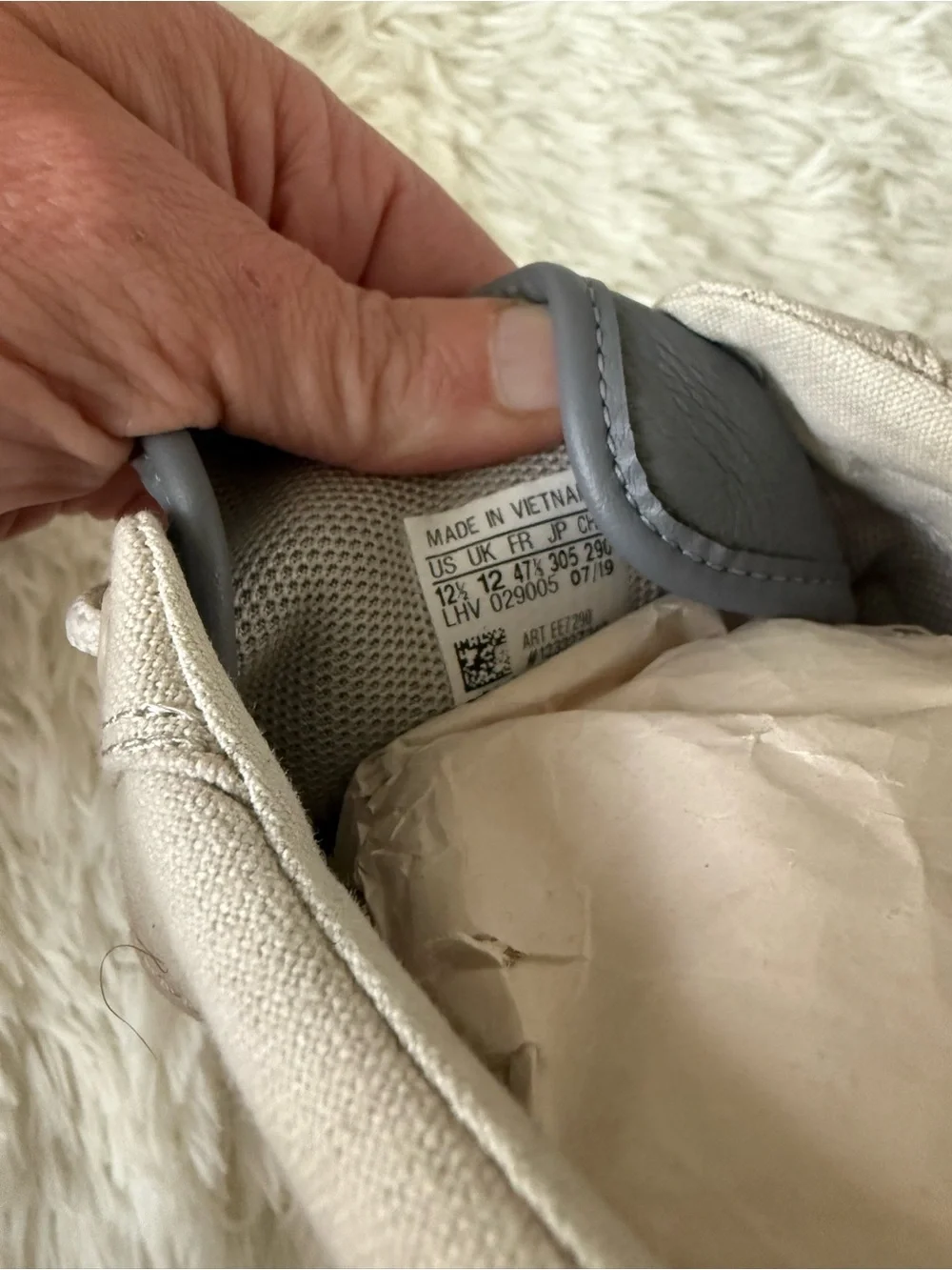 adidas Cream Canvas Sneakers Casual Lace Up Shoes Men’s 12.5 Neutral Streetwear - Picture 6 of 6